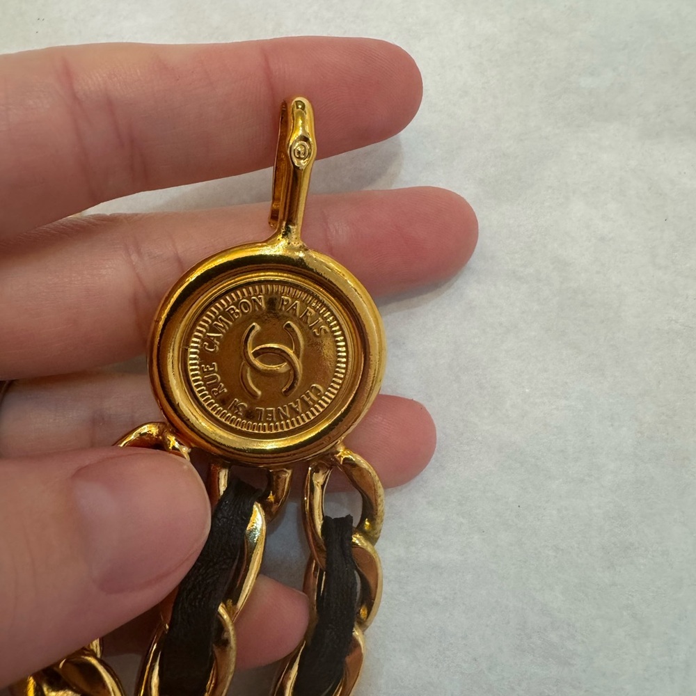 Chanel 1994 Chain Leather Belt - Picture 4 of 11